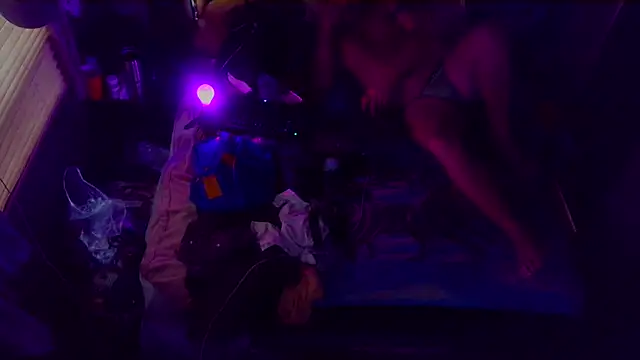 bluedragon0525 online show from 10-11-25, 05:36