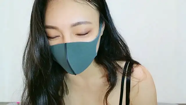 Mary-JP online show from 12-20-25, 03:53