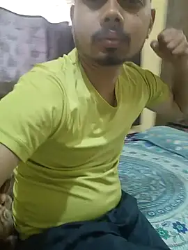 Snapshot of aryan_8051 chatting on 02-25-25, 04:46 aryan 8051 online show from 02-25-25, 04:46