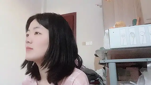 Koi-Serenac online show from 02-12-25, 09:42