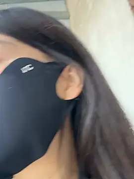 SSSniang- online show from 04-18-26, 12:13