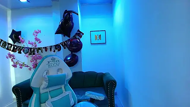 Arianna sweeet online show from 10-30-25, 04:00