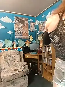 Snapshot of Rebeckalove chatting on 02-05-25, 03:45 Rebeckalove online show from 02-05-25, 03:45
