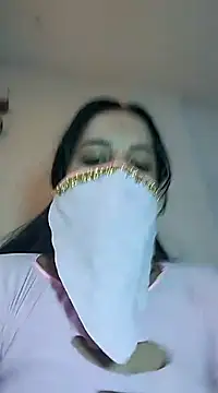 lucianamorales online show from 01-25-25, 05:51