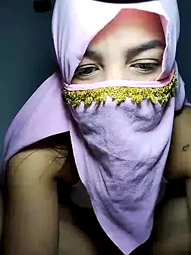 lucianamorales online show from 03-02-25, 03:45