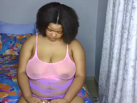 sexytinashe21 online show from 10-03-25, 07:26