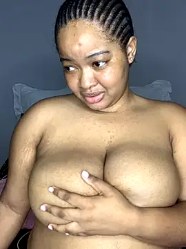 sexytinashe21 online show from 10-19-25, 05:59