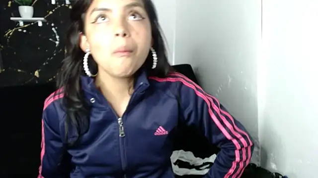 Licky Han online show from 01-05-25, 01:56