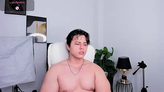 Thom Ohtani online show from 03-08-25, 03:13