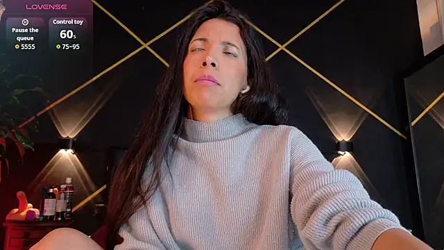 amabel zambrano online show from 11-18-25, 11:46