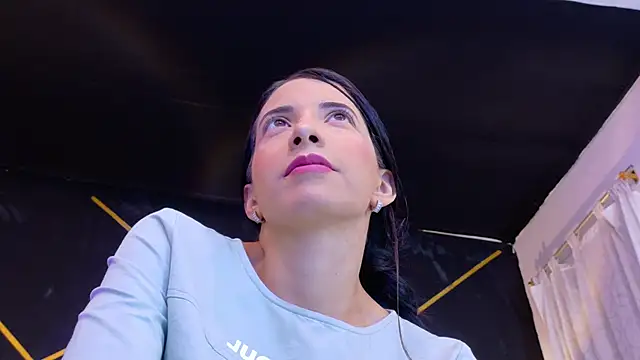 amabel zambrano online show from 04-19-26, 11:22