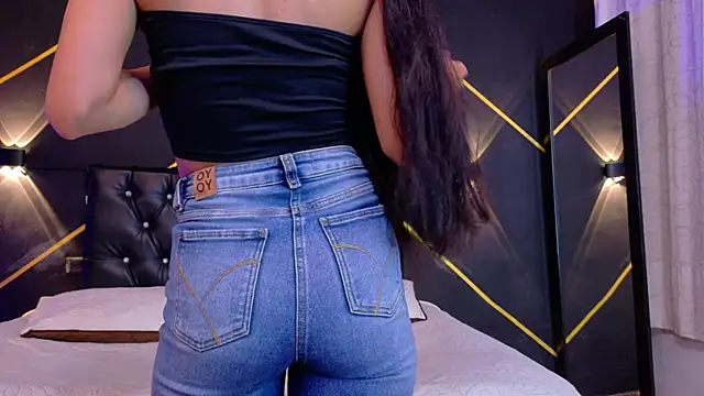 amabel zambrano online show from 04-21-26, 07:59