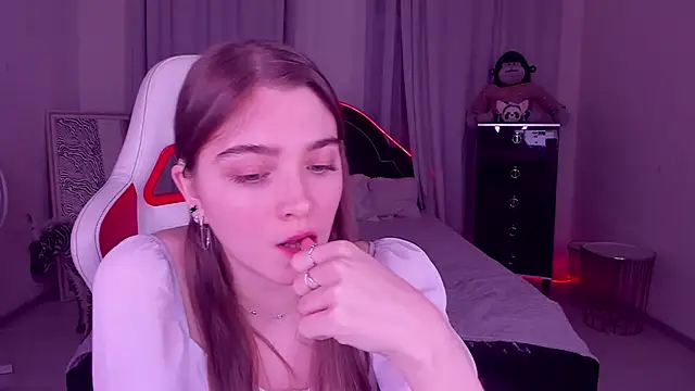 Snapshot of VITA_TESS chatting on 03-15-25, 04:54 VITA TESS online show from 03-15-25, 04:54