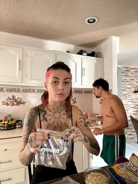 Izy cute  online show from 11-18-25, 05:27