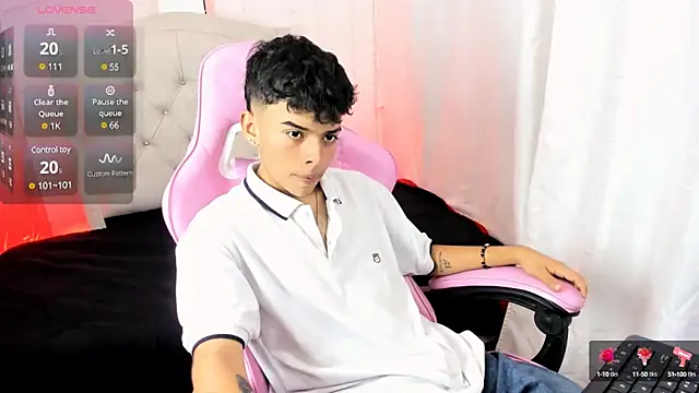 angelyoung18 online show from 01-28-25, 07:42