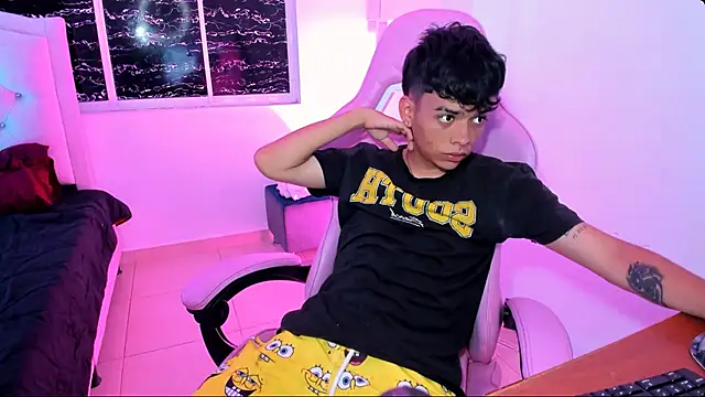 angelyoung18 online show from 03-22-25, 08:26