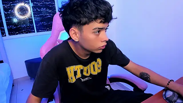 angelyoung18 online show from 02-12-25, 07:45