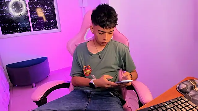 angelyoung18 online show from 02-15-25, 08:45