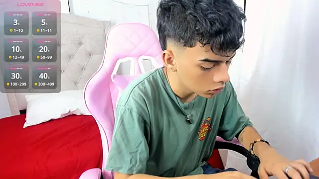 angelyoung18 online show from 01-26-25, 01:04