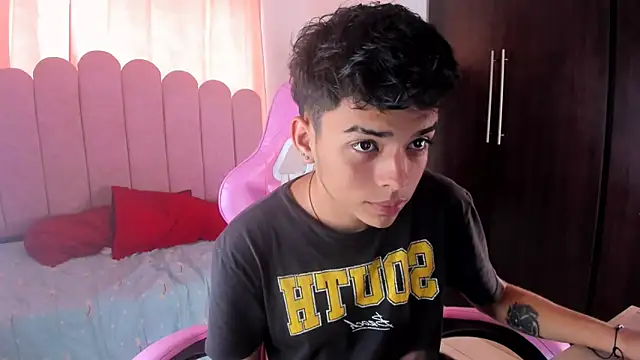 angelyoung18 online show from 03-07-25, 06:22