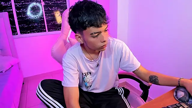 angelyoung18 online show from 02-24-25, 07:41