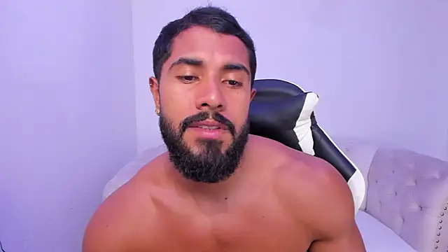 Santiago huntt online show from 11-24-25, 09:15