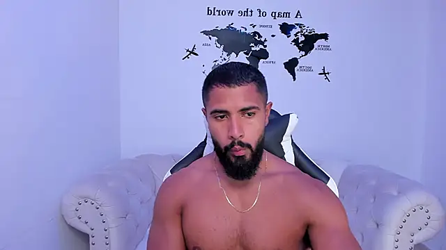 Snapshot of Santiago_huntt chatting on 09-13-25, 12:49 Santiago huntt online show from 09-13-25, 12:49