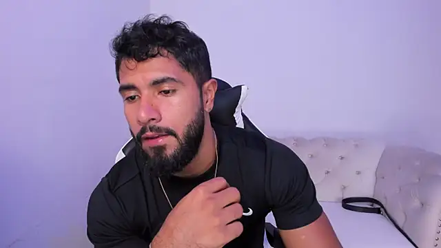 Santiago huntt online show from 02-16-26, 09:02