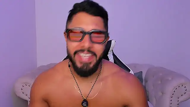 Santiago huntt online show from 03-30-26, 08:32