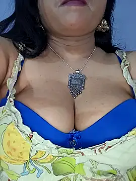 BigAssSarah online show from 03-16-26, 06:21