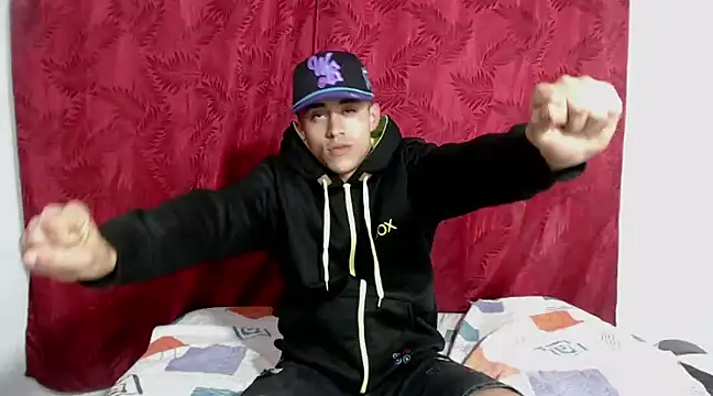 Cris steban1 online show from 01-06-25, 10:13