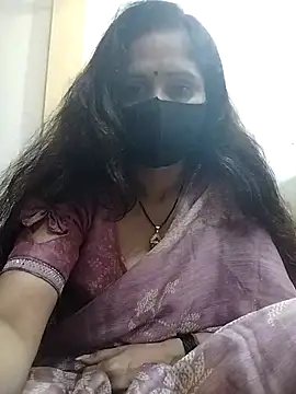 Snapshot of priyancyfun chatting on 03-16-25, 06:42 priyancyfun online show from 03-16-25, 06:42