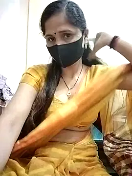 Snapshot of priyancyfun chatting on 03-16-25, 04:12 priyancyfun online show from 03-16-25, 04:12