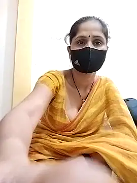 Snapshot of priyancyfun chatting on 03-16-25, 11:26 priyancyfun online show from 03-16-25, 11:26