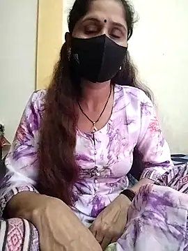 Snapshot of priyancyfun chatting on 03-14-25, 09:24 priyancyfun online show from 03-14-25, 09:24