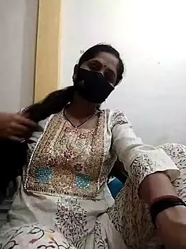 Snapshot of priyancyfun chatting on 03-11-25, 12:39 priyancyfun online show from 03-11-25, 12:39