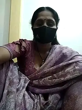 Snapshot of priyancyfun chatting on 03-09-25, 03:49 priyancyfun online show from 03-09-25, 03:49