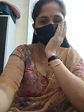 Snapshot of priyancyfun chatting on 07-11-26, 04:02 priyancyfun online show from 07-11-26, 04:02