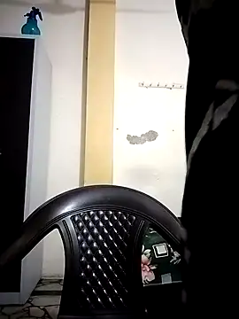 Snapshot of priyancyfun chatting on 10-09-25, 04:29 priyancyfun online show from 10-09-25, 04:29