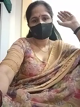 Snapshot of priyancyfun chatting on 06-17-26, 03:50 priyancyfun online show from 06-17-26, 03:50
