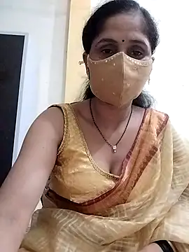 Snapshot of priyancyfun chatting on 09-10-25, 05:12 priyancyfun online show from 09-10-25, 05:12