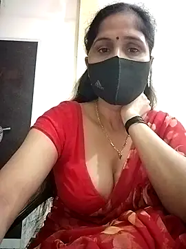 Snapshot of priyancyfun chatting on 10-19-25, 02:58 priyancyfun online show from 10-19-25, 02:58