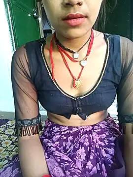 Amaya Bajwa online show from 03-18-25, 09:56