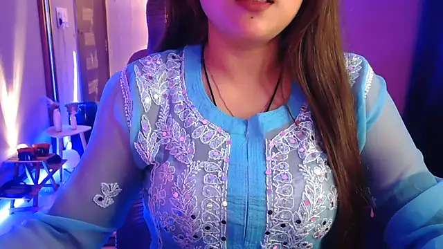 Mitikaa online show from 03-20-26, 01:34