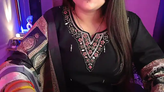 Mitikaa online show from 11-26-25, 02:17