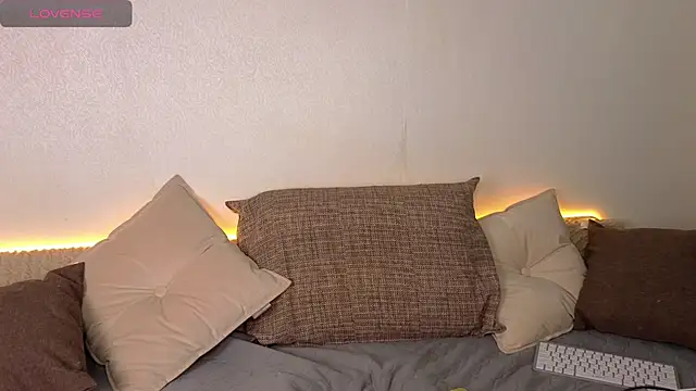 emilytrays online show from 03-15-25, 04:35