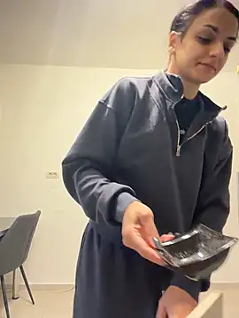 NNNoire online show from 12-21-25, 08:49