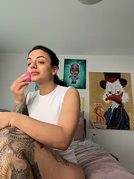 NNNoire online show from 04-23-26, 06:31