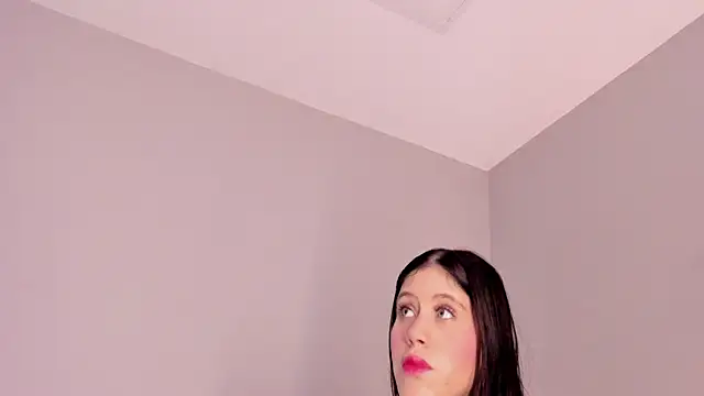 sara  jones gh online show from 12-03-25, 05:01