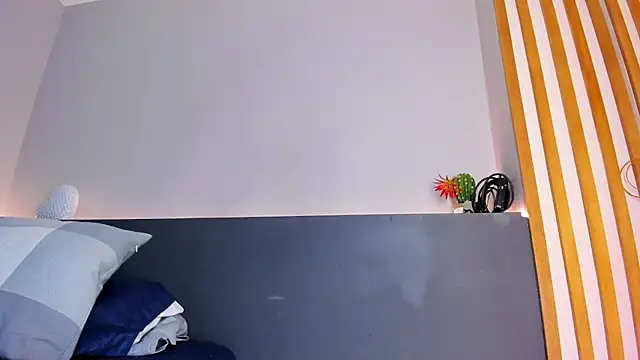 sara  jones gh online show from 09-19-25, 11:25